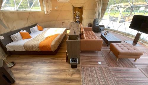 Glamping - Modern Japanese Style Room with Shared Bathroom and Toilet - Dog Friendly
