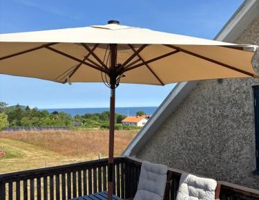 One-Bedroom Apartment with Sea View (4 Adults + 2 Children)