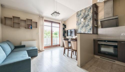 One-Bedroom Apartment with Balcony