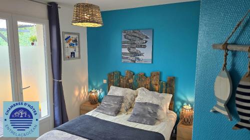 Standard Double Room with Shared Bathroom