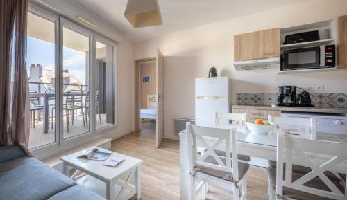 One-Bedroom Apartment (6 Adults)