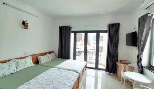Quadruple Room with Balcony