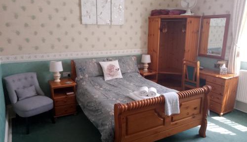 Double or Twin Room with Shower