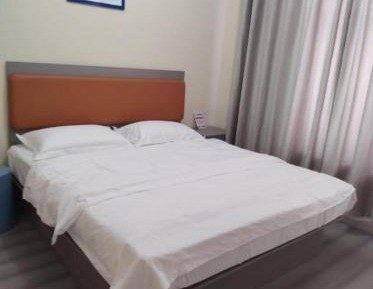 Single Room with Private Bathroom