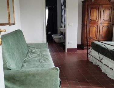 Triple Room with Private Bathroom