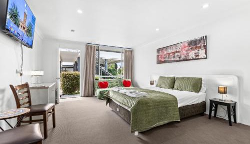 Queen Room