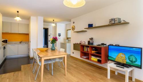 Apartment with Balcony