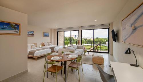 Suite with City View