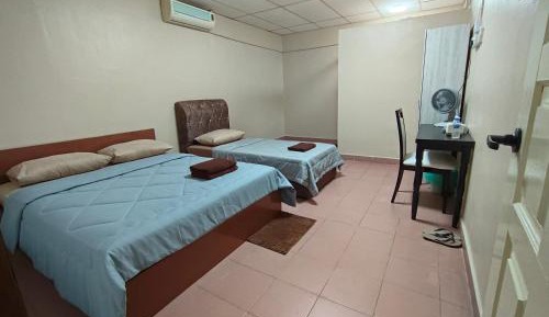 Triple Room with Bathroom
