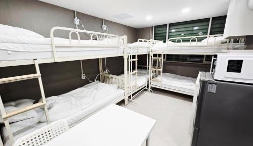 Quadruple Room with Private Bathroom