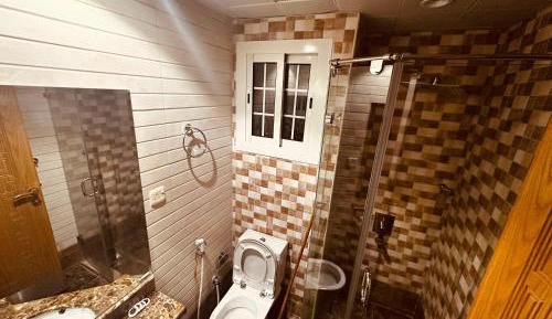 Quadruple Room with Private Bathroom