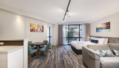 Superior Suite 