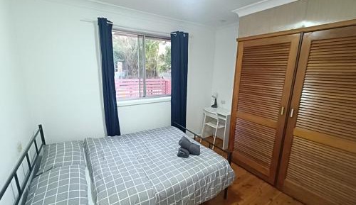 Standard Queen Room
