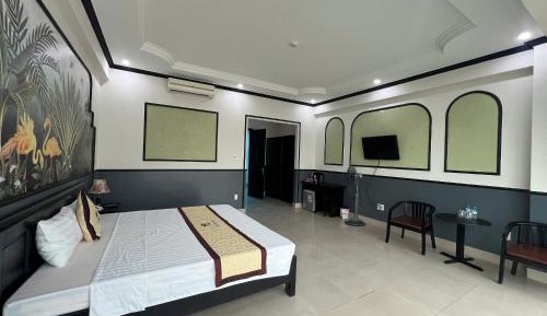 Large Double Room
