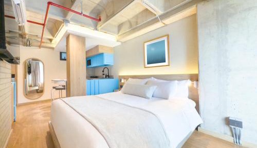 Suite with Balcony