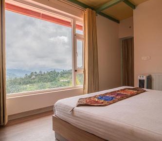 Deluxe One-Bedroom Apartment
