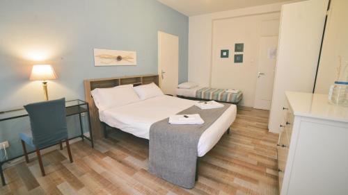 Three-Bedroom Deluxe Apartment
