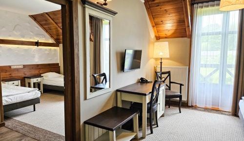 Comfort Family Room - Main Building