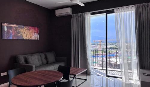 Deluxe One-Bedroom Apartment with City View