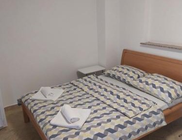 Deluxe Double Room with Shower