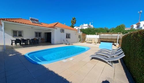 Villa with Garden View