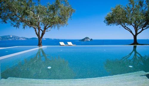 Three-Bedroom Villa with Private Pool (6 Adults)