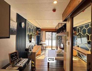 Studio with Balcony