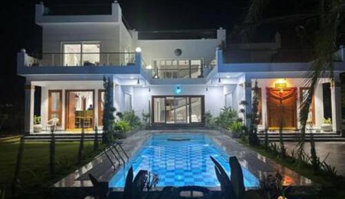 Five-Bedroom House