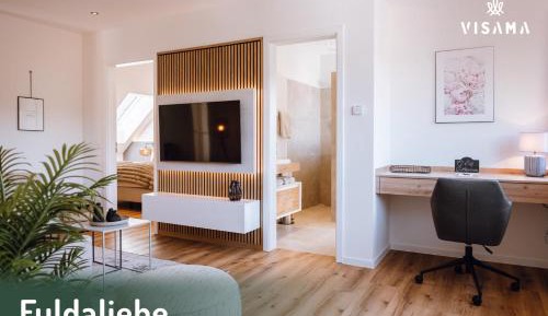 Deluxe One-Bedroom Apartment