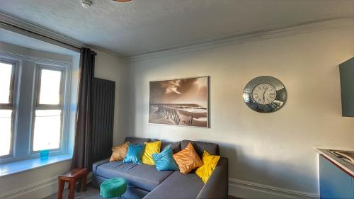 Two-Bedroom Apartment with City View