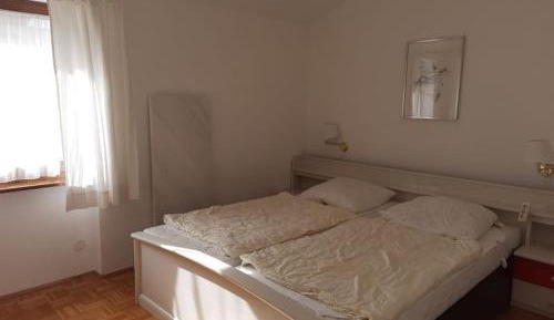 One-Bedroom Apartment with Balcony
