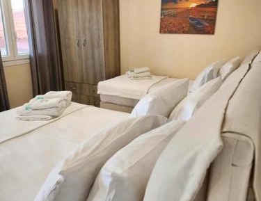 Basic Triple Room