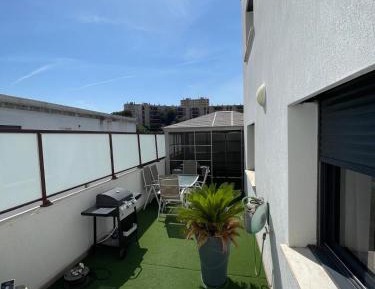 Three-Bedroom Superior Apartment