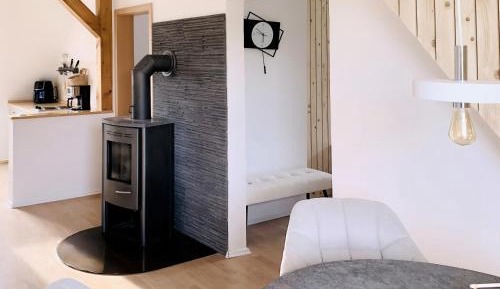 One-Bedroom Apartment with Terrace