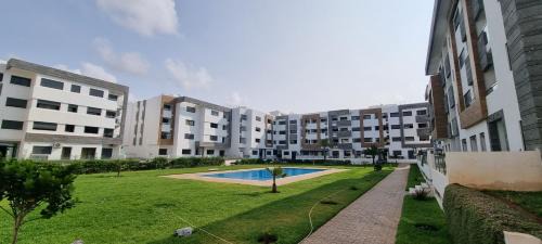 Two-Bedroom Deluxe Apartment with Balcony