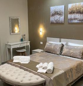 Deluxe Double Room with Balcony and Sea View