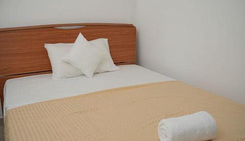 Single Room with Mountain View