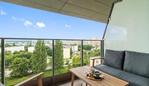 One-Bedroom Apartment with Balcony