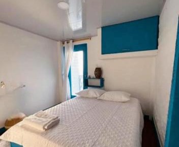 Deluxe Double Room with Balcony and Sea View