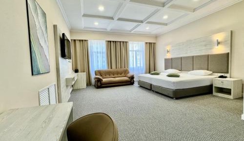 Superior Suite