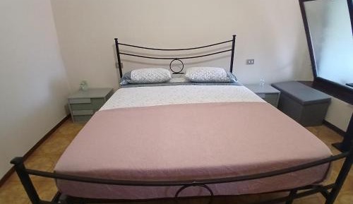 Room #1473684001