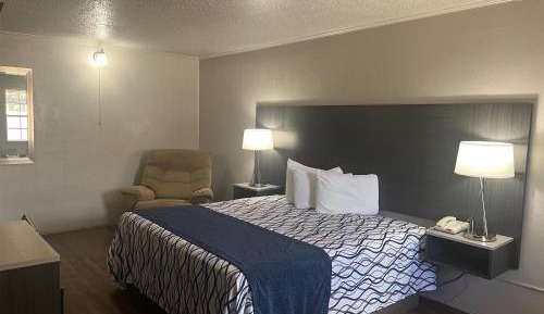 King Room - Non-Smoking