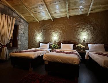 Room #1473585106