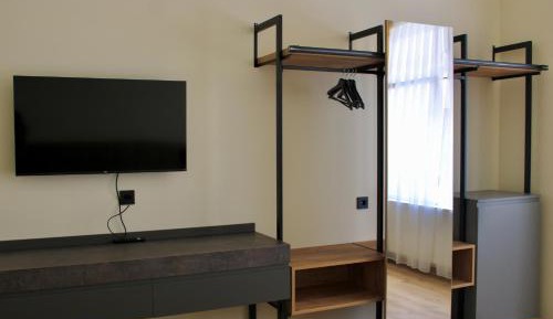 Room #1258516313