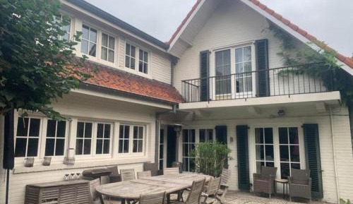 Five-Bedroom Holiday Home
