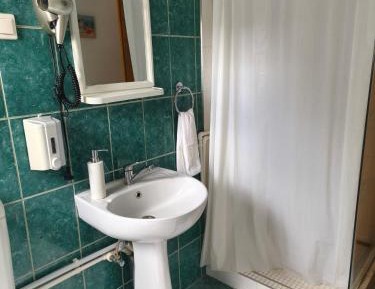 Standard Double Room with Shared Bathroom