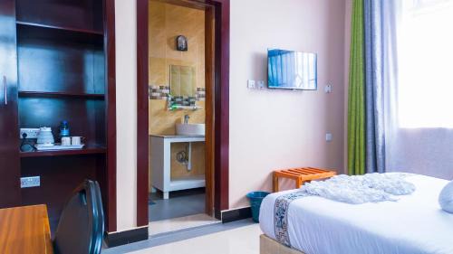 Standard Single Room
