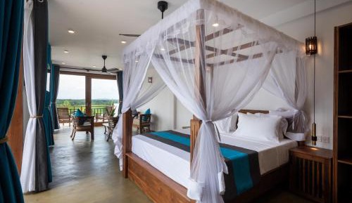 Double Room with Pool View