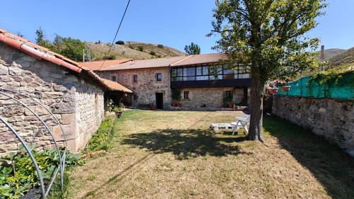 Six-Bedroom House