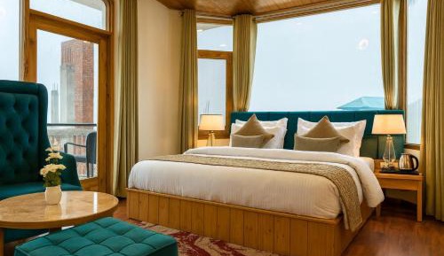 King Room with Balcony